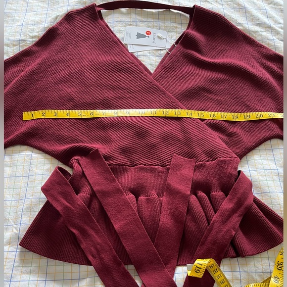 NWT Zesica wrap ruffle belted waist knit sweater pullover - Picture 4 of 11